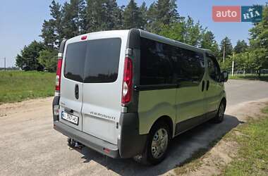 Минивэн Opel Vivaro 2007 в Шпитьках