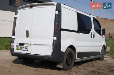 Мінівен Opel Vivaro 2005 в 