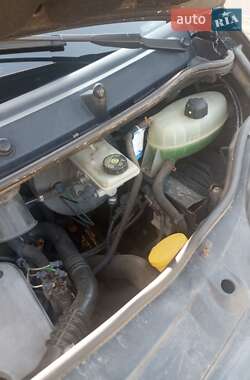 Минивэн Opel Vivaro 2006 в 