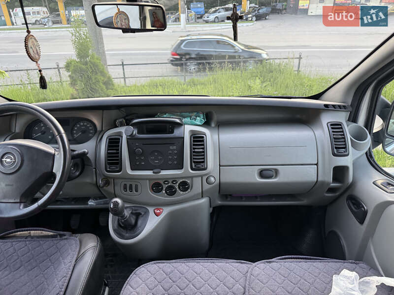 Минивэн Opel Vivaro 2006 в Тернополе