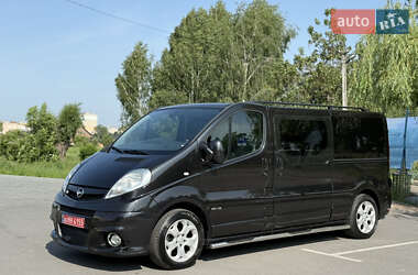 Минивэн Opel Vivaro 2012 в 