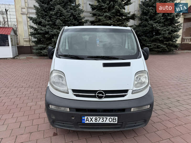 Грузовой фургон Opel Vivaro 2004 в Харькове