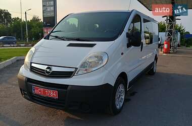 Минивэн Opel Vivaro 2013 в Дубно