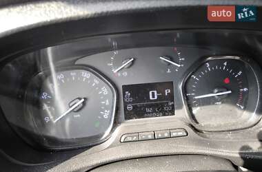 Грузовой фургон Opel Vivaro 2022 в 
