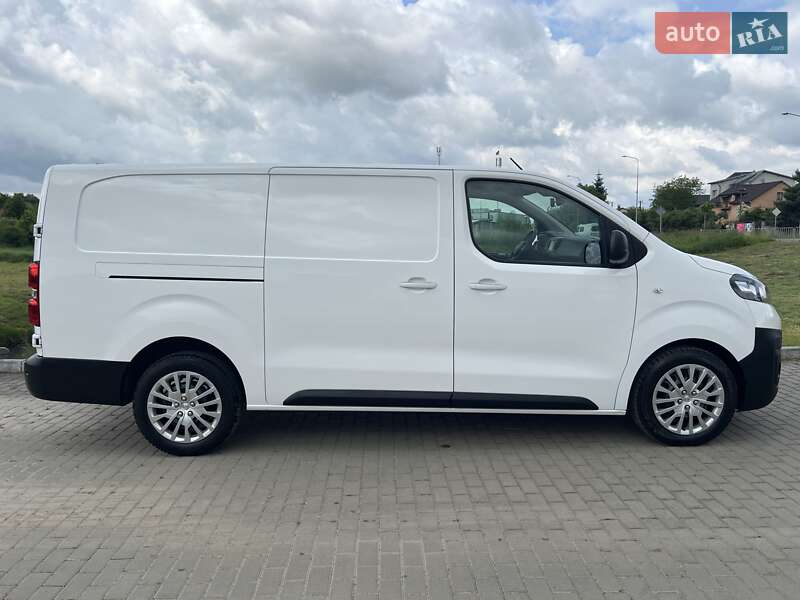 Вантажний фургон Opel Vivaro 2021 в Львові