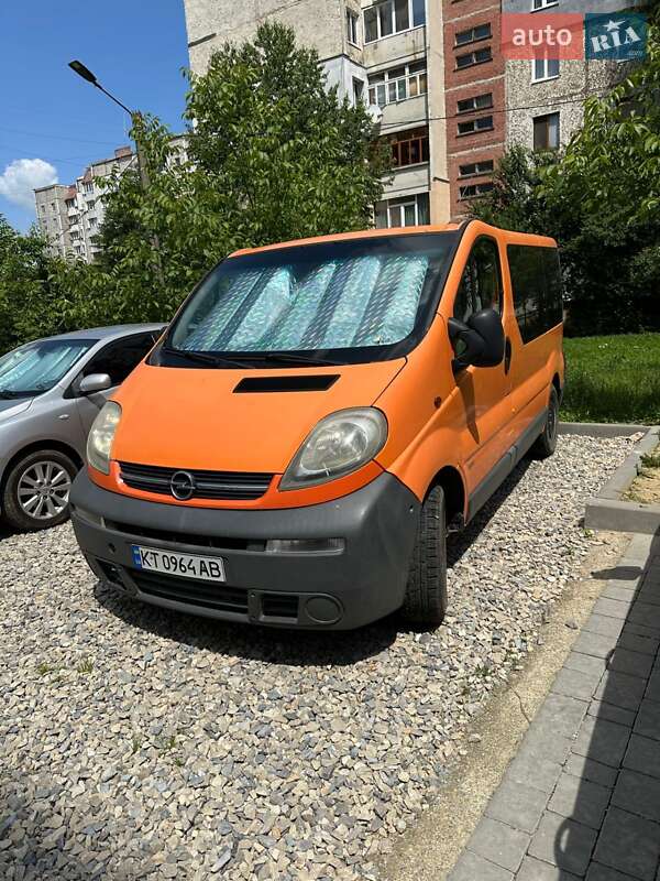 Opel Vivaro 2006