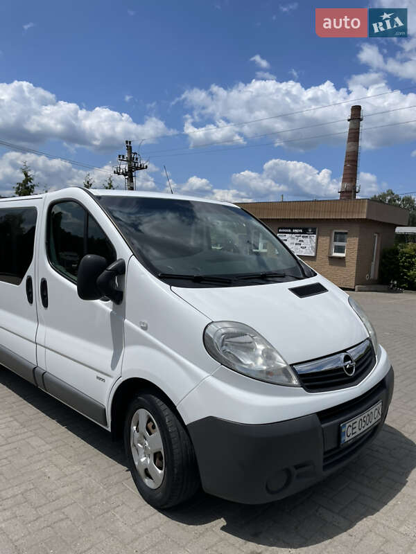 Минивэн Opel Vivaro 2013 в Черновцах