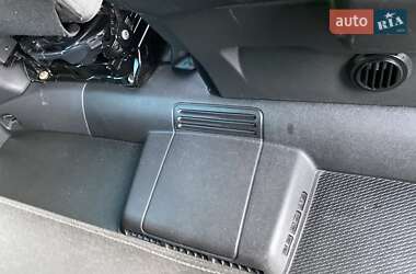 Минивэн Opel Vivaro 2019 в 