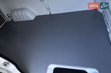 Грузовой фургон Opel Vivaro 2014 в 