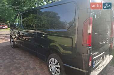 Мінівен Opel Vivaro 2015 в 