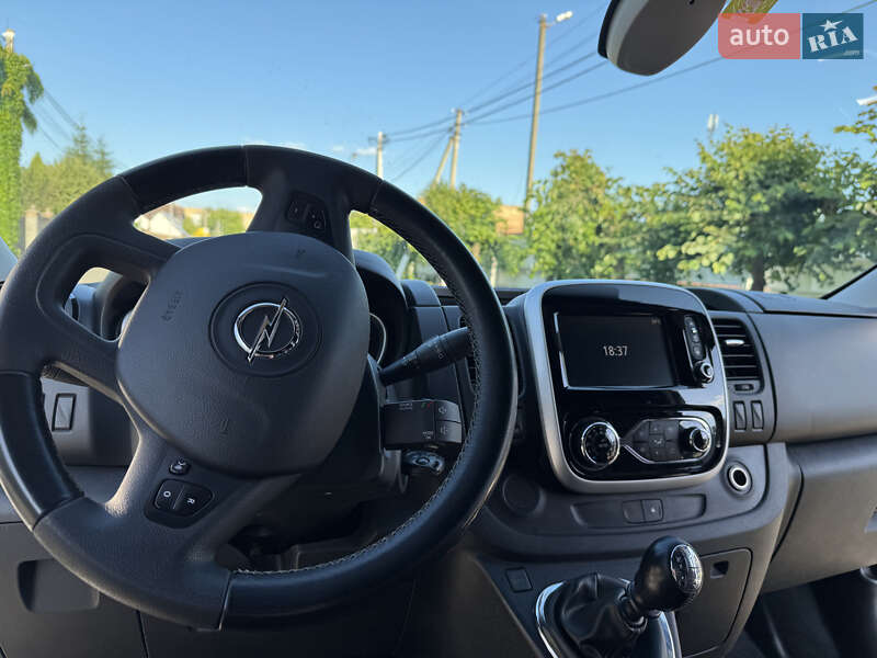 Минивэн Opel Vivaro 2018 в Киеве фото 20 Минивэн Opel Vivaro 2018 в Киеве