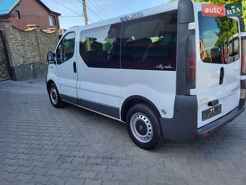 Мінівен Opel Vivaro 2002 в Хмельницькому
