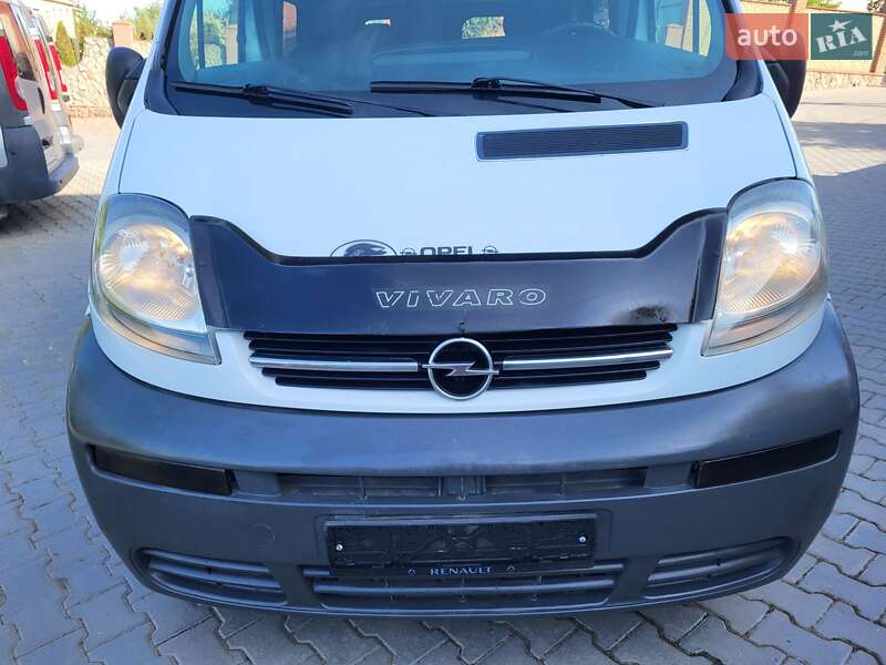 Мінівен Opel Vivaro 2002 в Хмельницькому