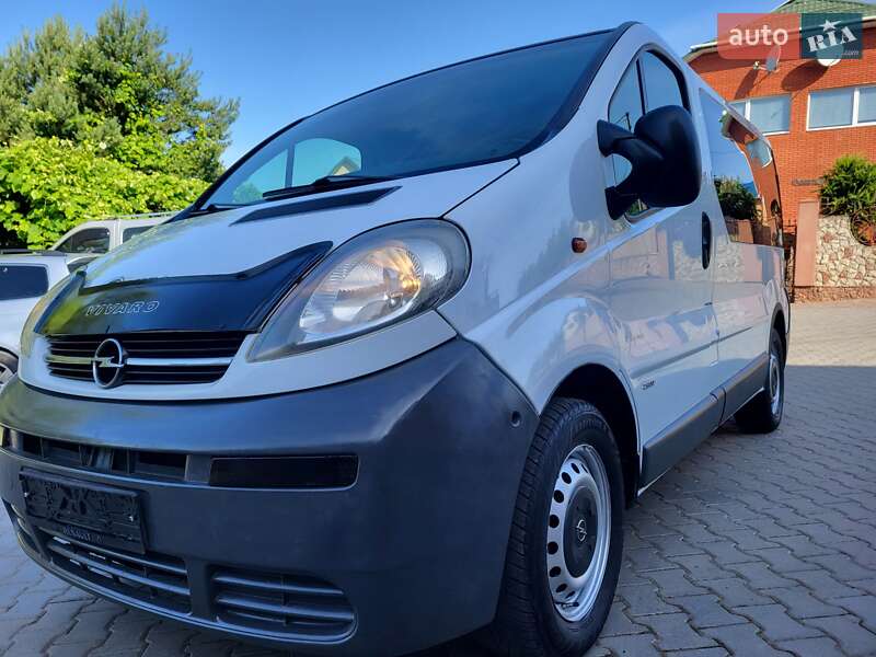 Мінівен Opel Vivaro 2002 в Хмельницькому
