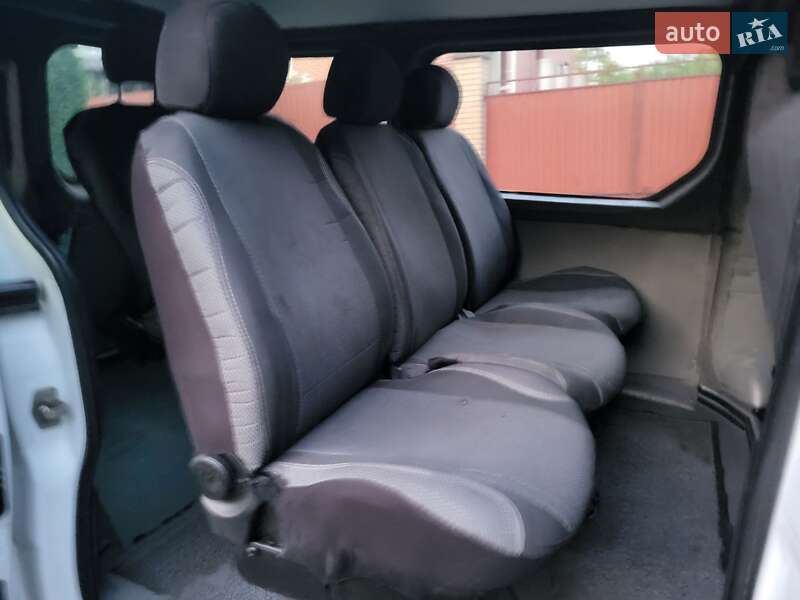 Мінівен Opel Vivaro 2002 в Хмельницькому