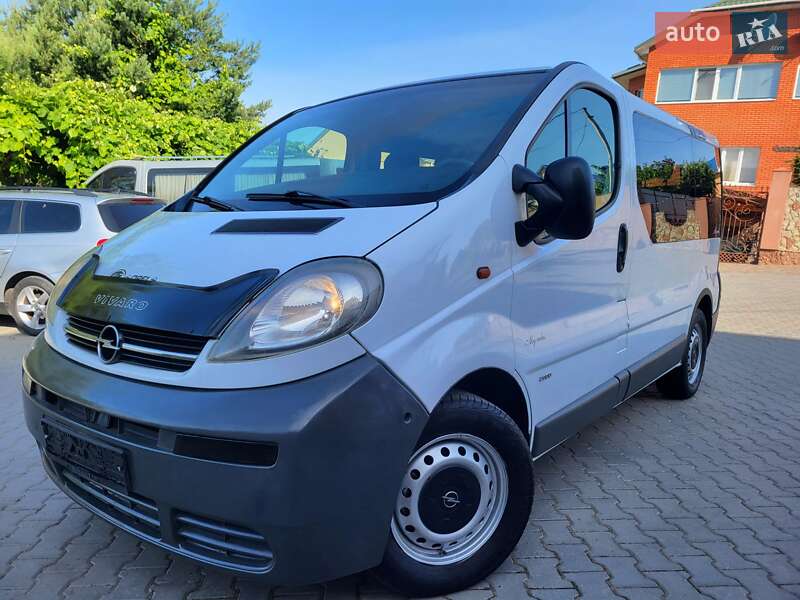Мінівен Opel Vivaro 2002 в Хмельницькому