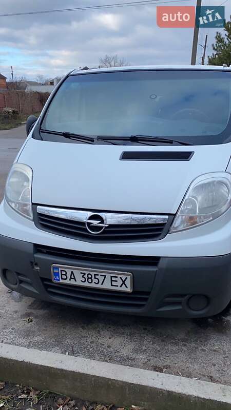 Мінівен Opel Vivaro 2012 в Миколаєві