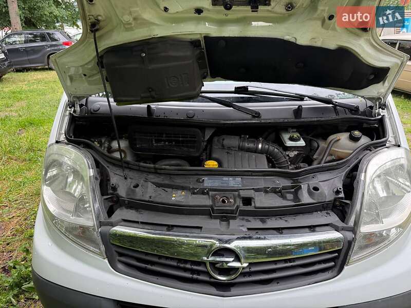 Грузовой фургон Opel Vivaro 2014 в Киеве