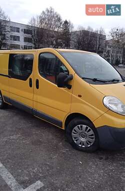 Минивэн Opel Vivaro 2011 в Ровно