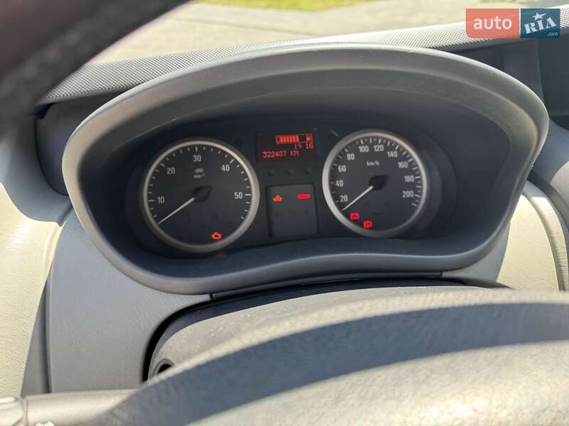 Минивэн Opel Vivaro 2014 в Светловодске фото 15 Минивэн Opel Vivaro 2014 в Светловодске