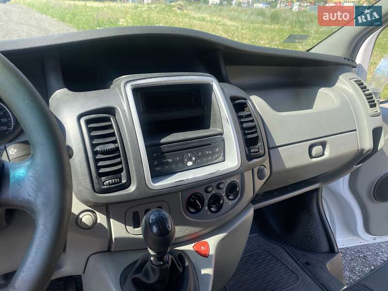 Інші вантажівки Opel Vivaro 2012 в Софіївській Борщагівці