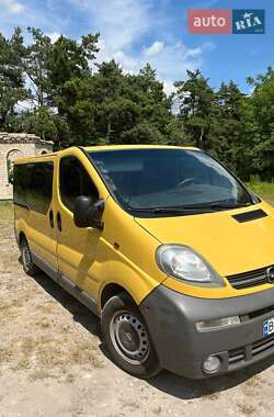 Минивэн Opel Vivaro 2004 в Кременце