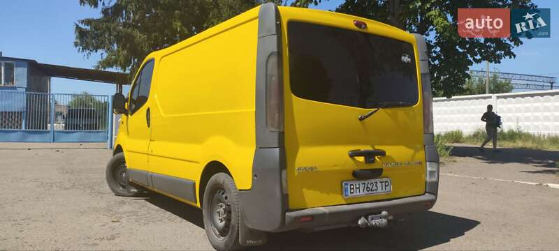 Вантажний фургон Opel Vivaro 2006 в Подільську
