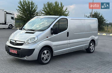 Грузовой фургон Opel Vivaro 2013 в Радивилове