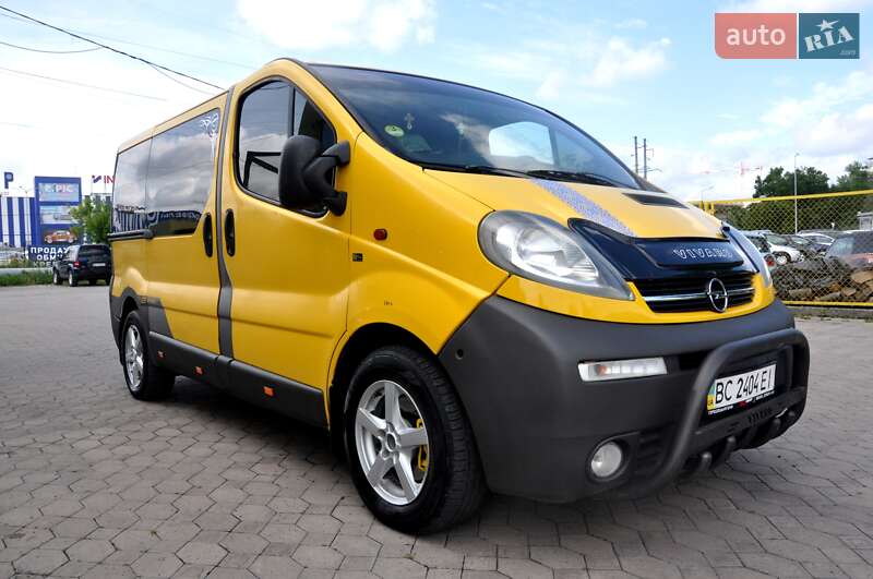 Opel Vivaro 2004