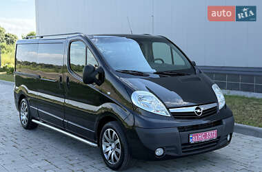 Вантажний фургон Opel Vivaro 2014 в Здолбуніві