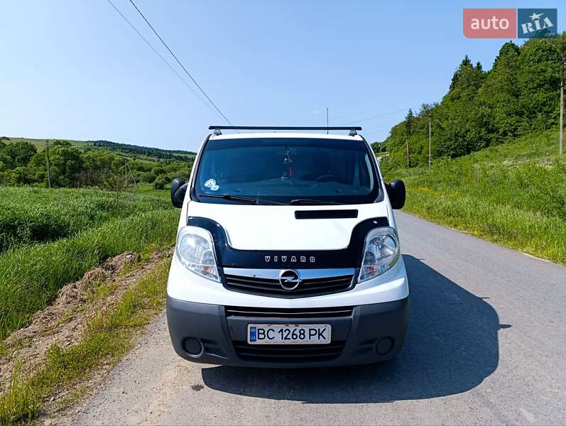 Вантажний фургон Opel Vivaro 2011 в Турці
