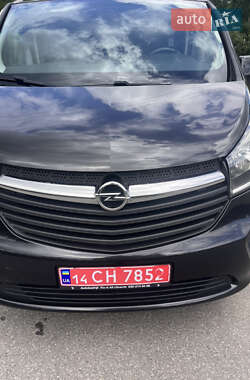 Грузовой фургон Opel Vivaro 2015 в 