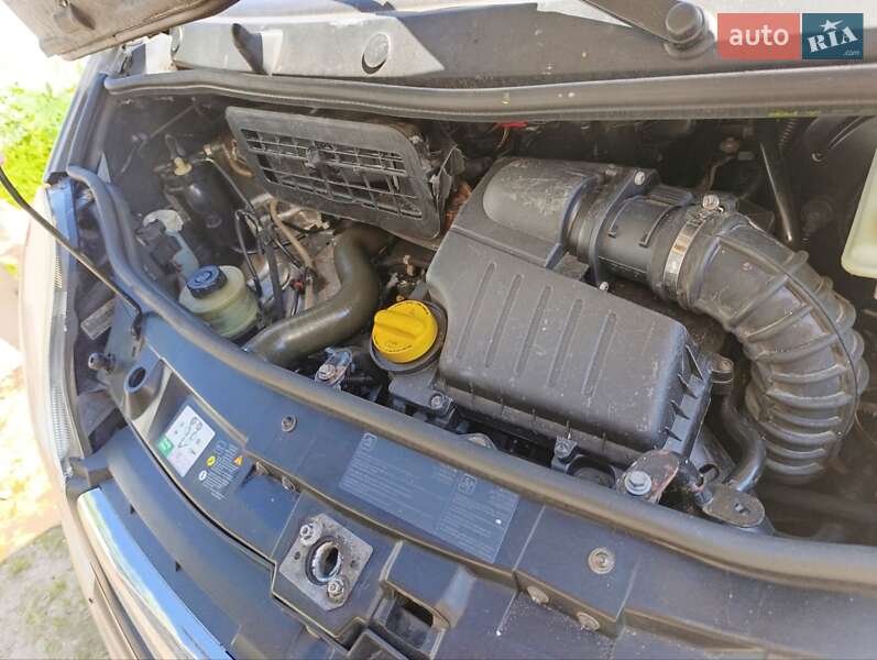 Минивэн Opel Vivaro 2008 в Львове