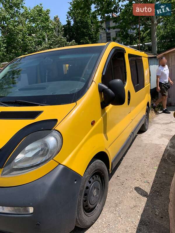 Грузовой фургон Opel Vivaro 2004 в Одессе