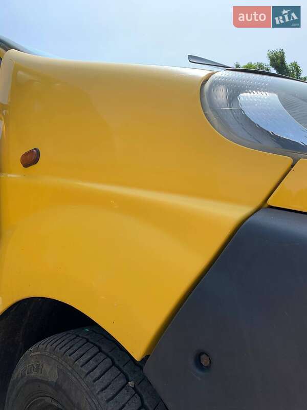 Грузовой фургон Opel Vivaro 2004 в Одессе