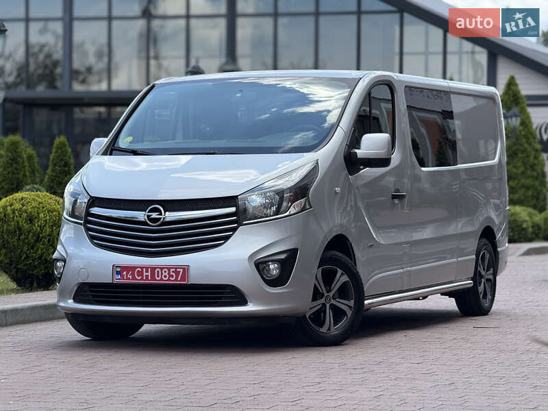Opel Vivaro 2015
