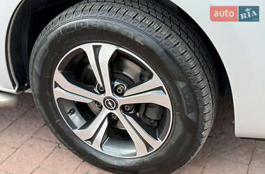 Мінівен Opel Vivaro 2015 в 