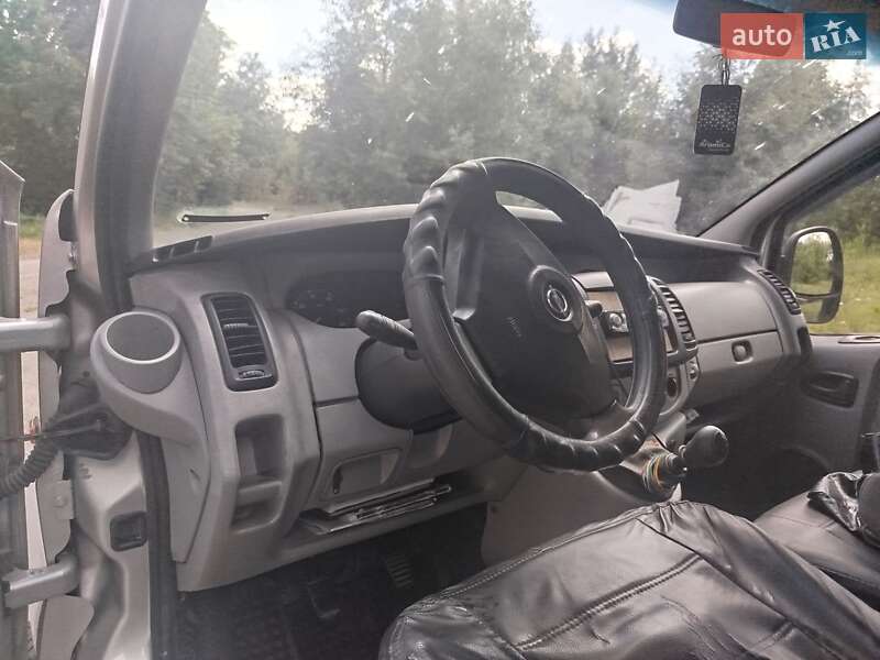 Вантажний фургон Opel Vivaro 2007 в Шполі