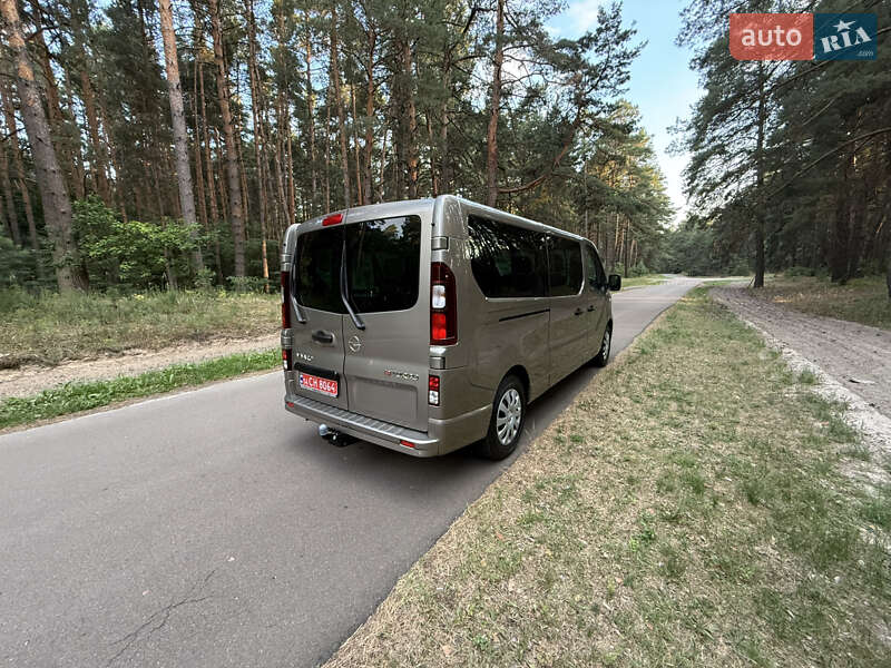 Минивэн Opel Vivaro 2018 в Киеве
