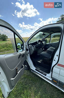 Минивэн Opel Vivaro 2003 в 