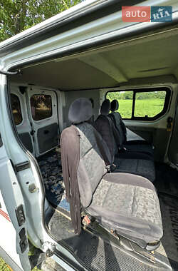 Минивэн Opel Vivaro 2003 в 