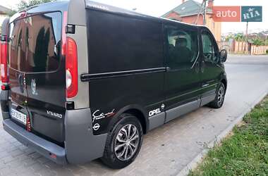 Минивэн Opel Vivaro 2007 в 