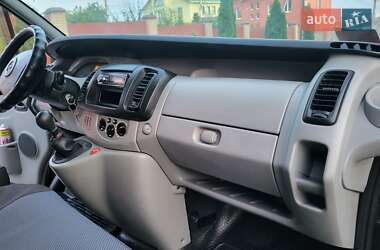 Минивэн Opel Vivaro 2007 в 