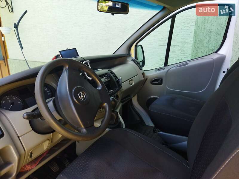 Opel Vivaro 2007
