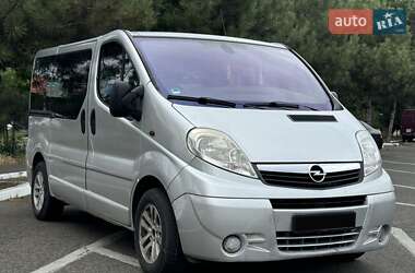 Грузопассажирский фургон Opel Vivaro 2007 в Одессе