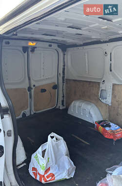Грузовой фургон Opel Vivaro 2015 в 