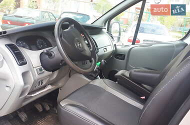 Минивэн Opel Vivaro 2008 в 