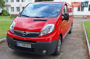 Вантажний фургон Opel Vivaro 2014 в 