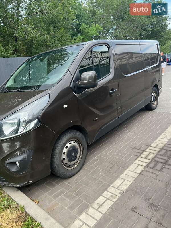 Грузовой фургон Opel Vivaro 2016 в Днепре