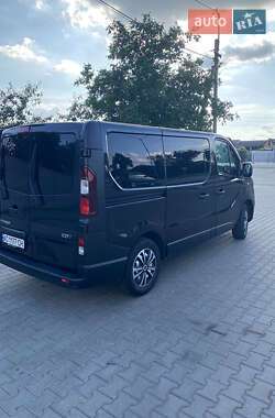 Минивэн Opel Vivaro 2014 в 